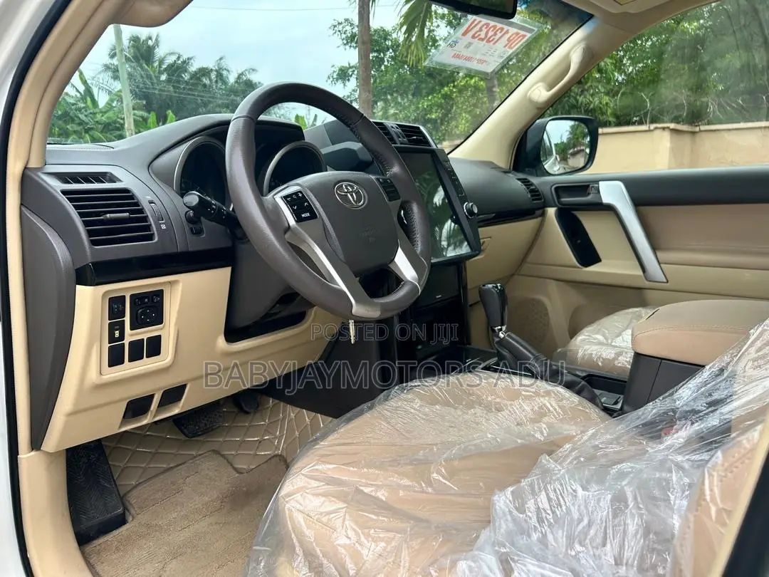Toyota Land Cruiser Prado 2.7 2017 Pearl