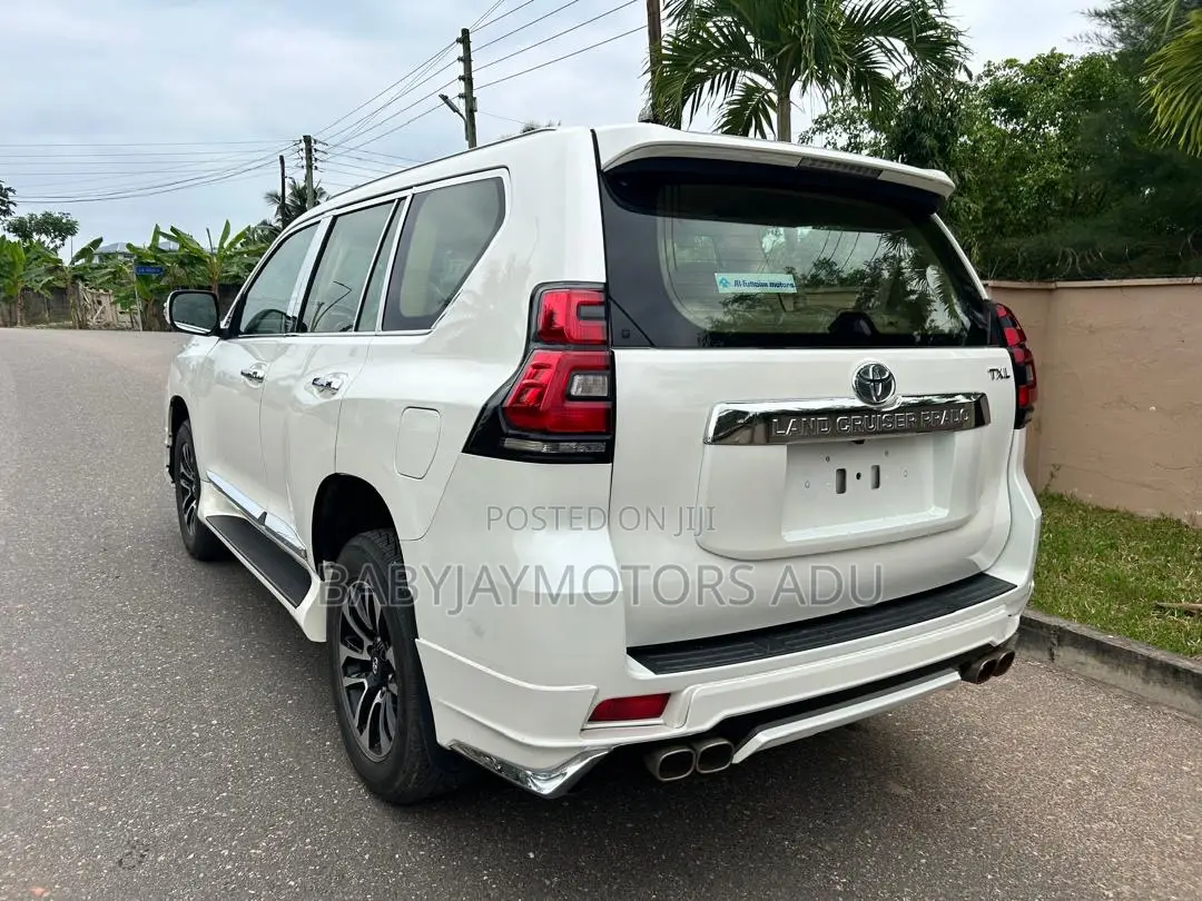 Toyota Land Cruiser Prado 2.7 2017 Pearl