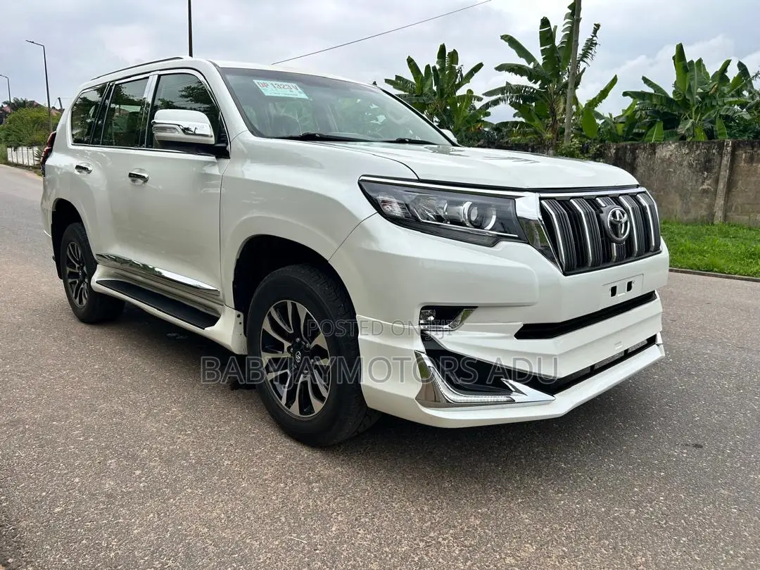 Toyota Land Cruiser Prado 2.7 2017 Pearl