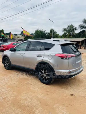 Toyota RAV4 2018 Silver