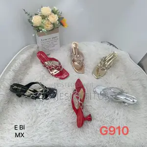 Ladies Shoe
