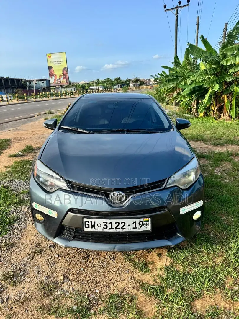 Toyota Corolla LE 4dr Sedan (1.8L 4cyl CVT) 2015 Gray