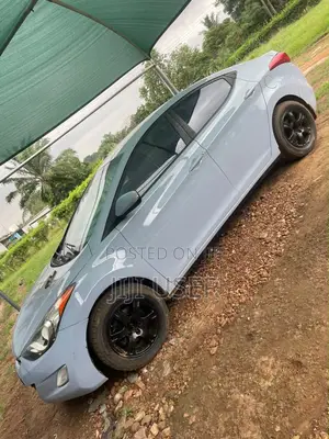 Hyundai Elantra GLS Sedan FWD (1.8L 4cyl 6A) 2013 Gray