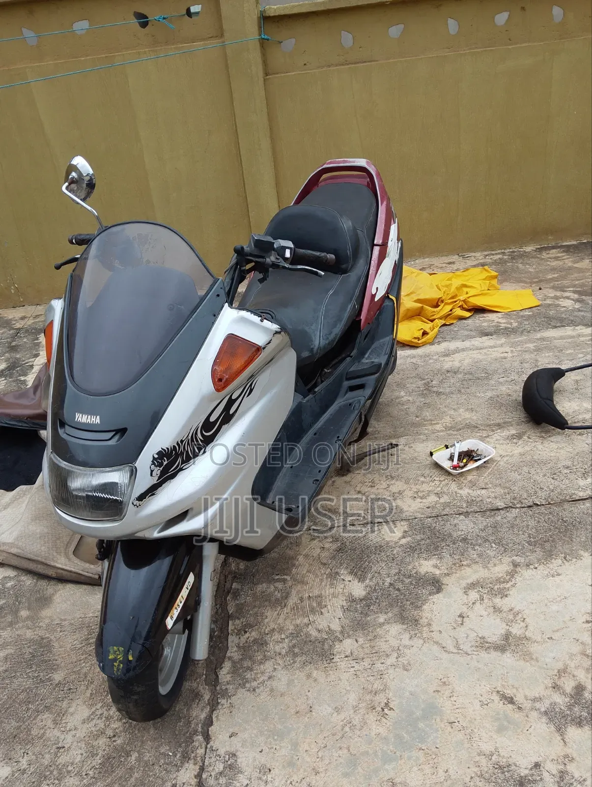 Yamaha Majesty 1999 Silver