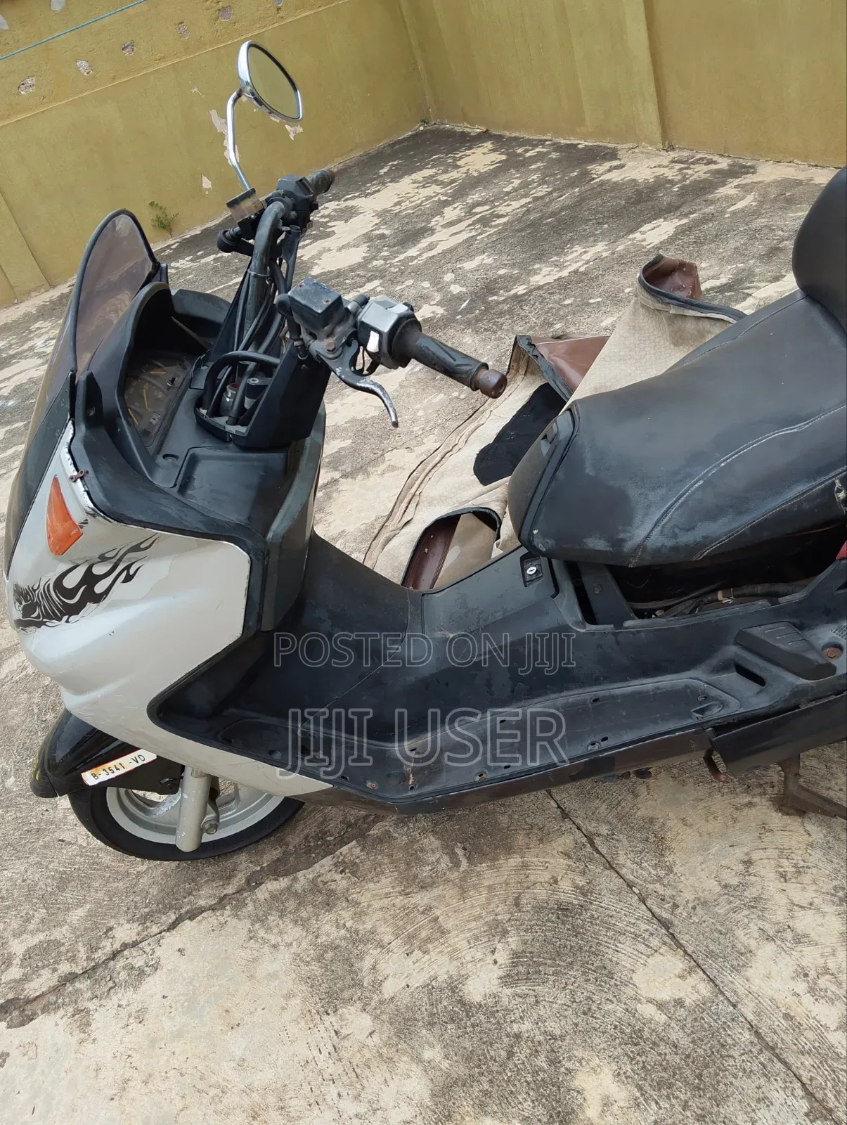 Yamaha Majesty 1999 Silver