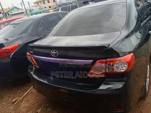 Toyota Corolla 2013 Black