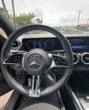 Mercedes-Benz GLA-Class 2025 Gray