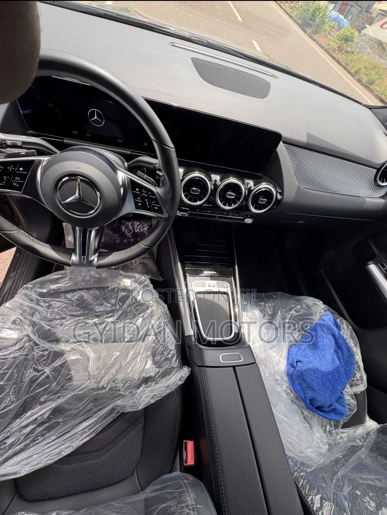 Mercedes-Benz GLA-Class 2025 Gray
