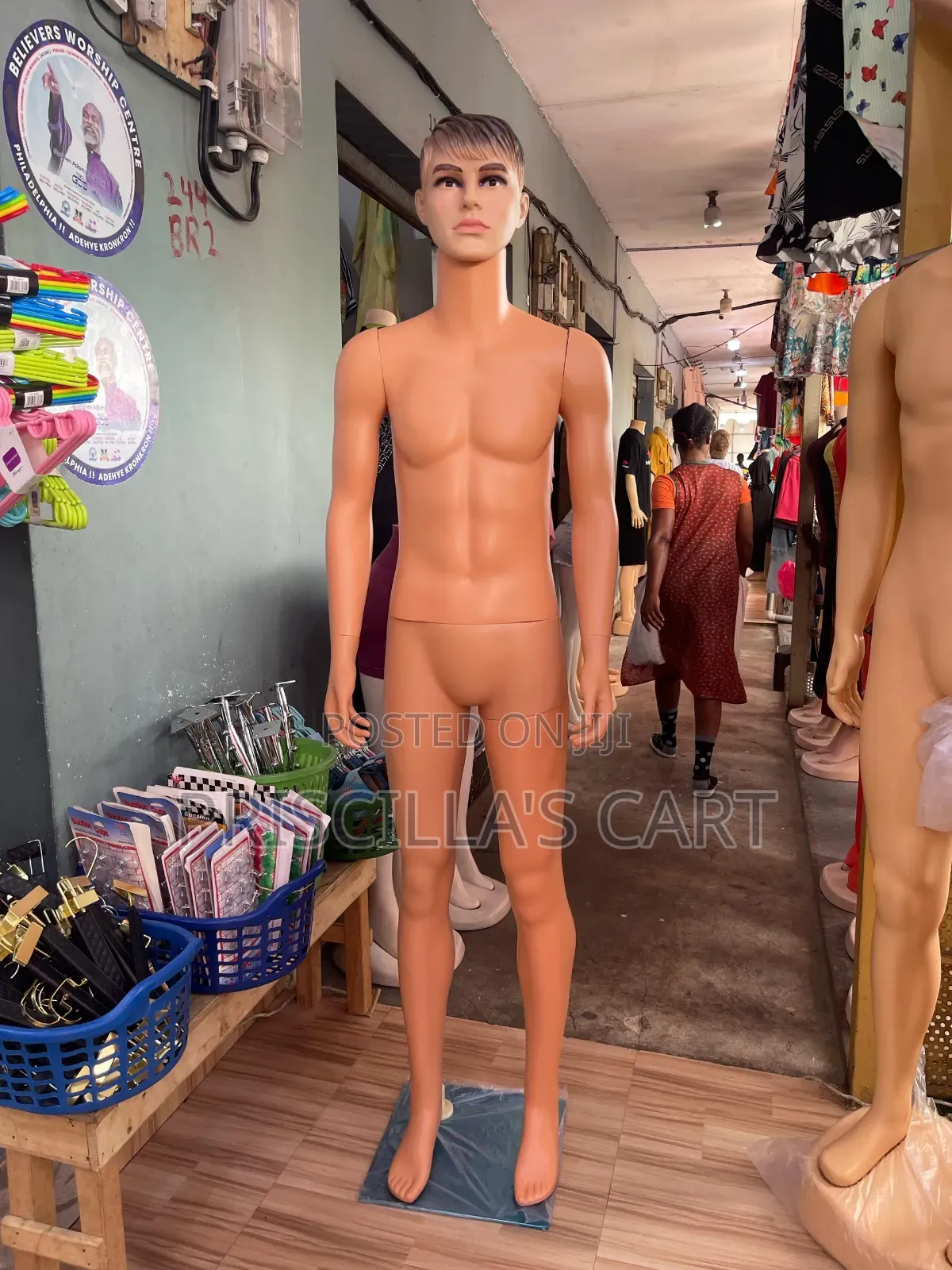 Quality Mannequins ( Women, Men, Children Clothing Racks)