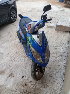 Yamaha Majesty 2025 Blue