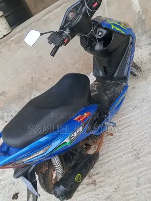 Yamaha Majesty 2025 Blue
