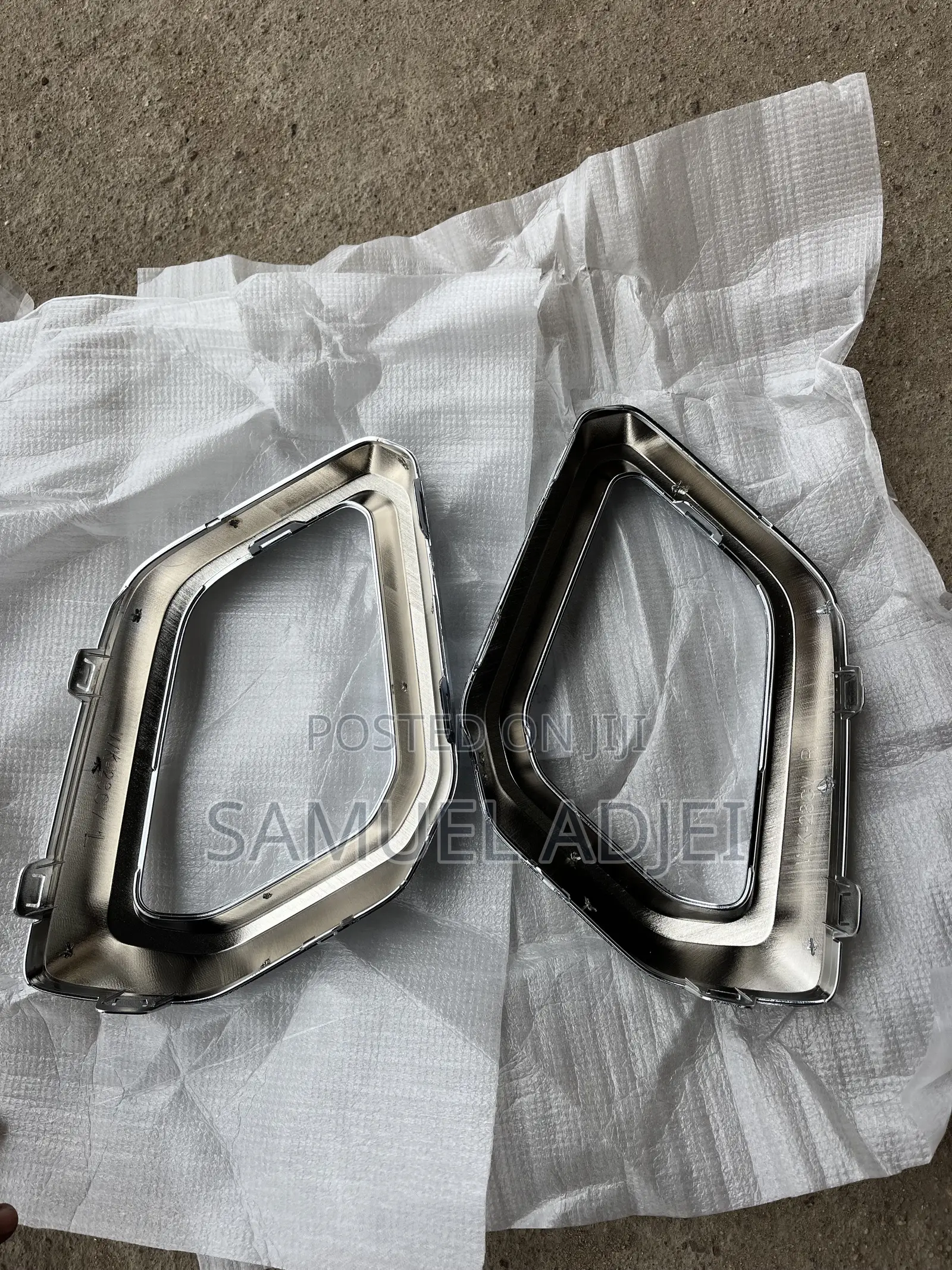 Honda CRV 2023 Front Bumper Chrome Pair.