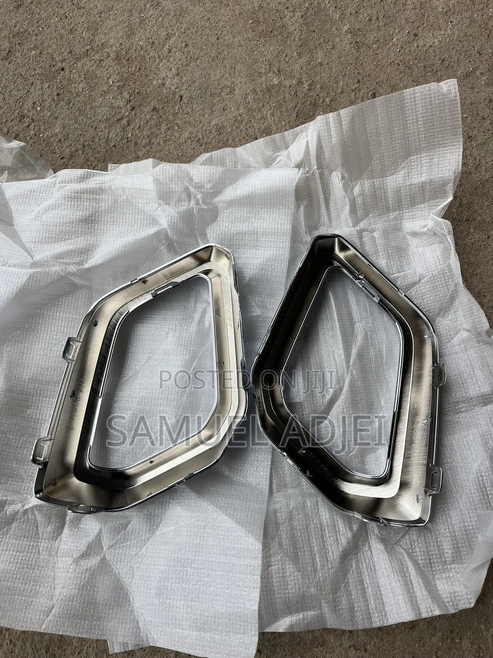 Honda CRV 2023 Front Bumper Chrome Pair.