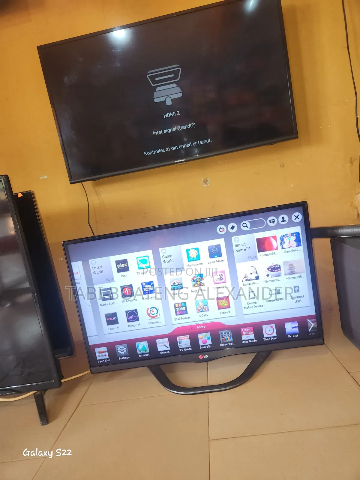 LG 32 Nches Frameless Smart TV
