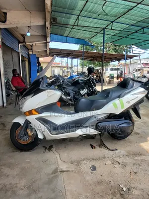 Honda 2003 White