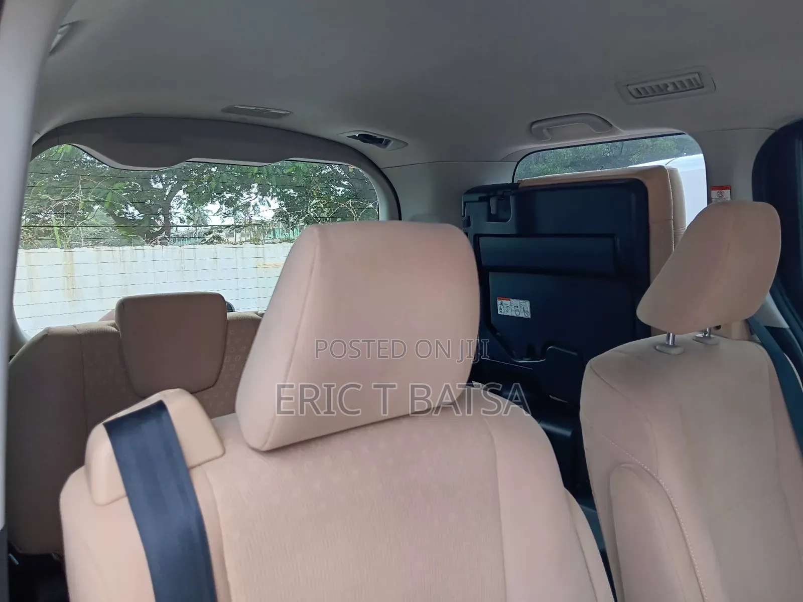 Toyota Noah 2015 Brown
