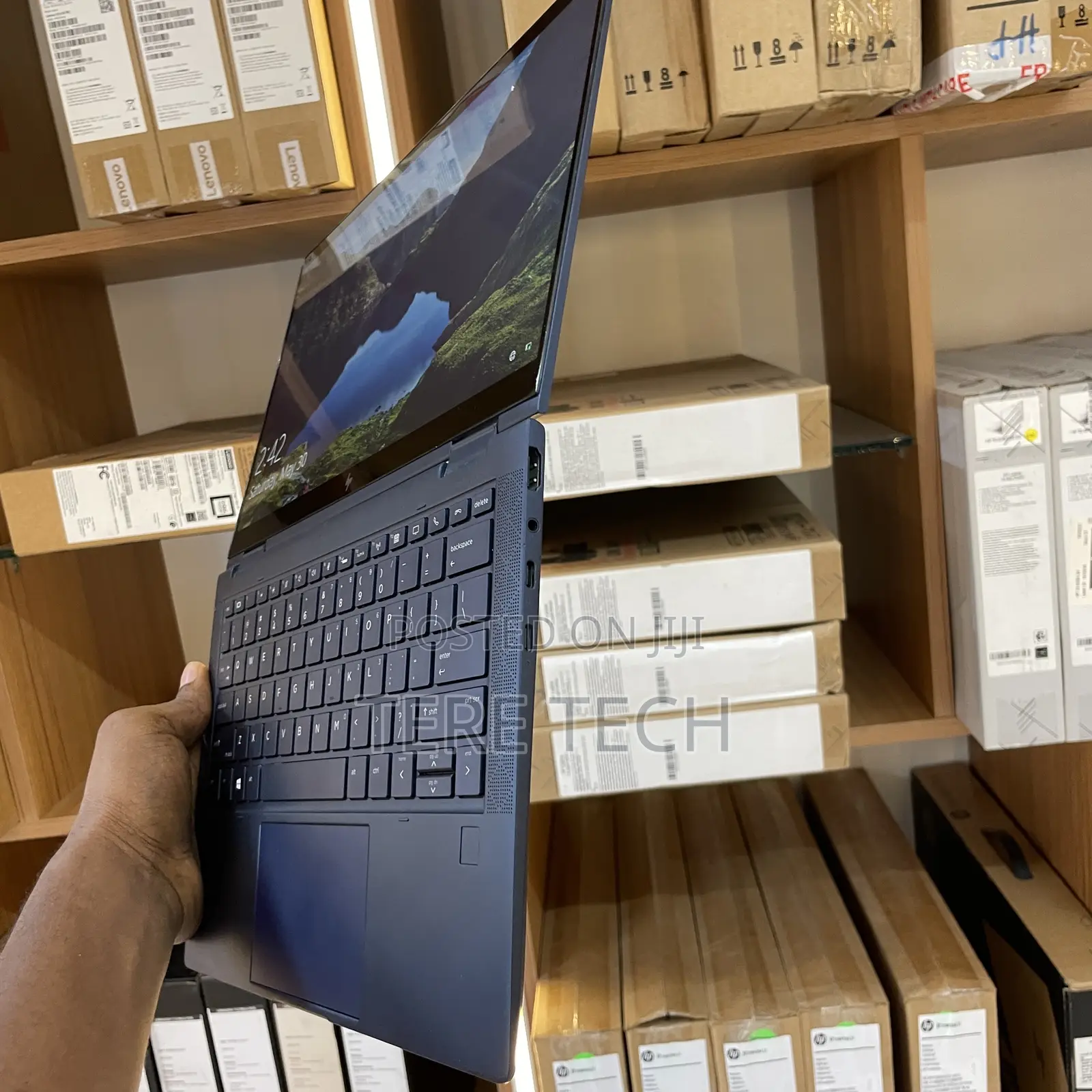 New HP Elite Dragonfly x360 11th Gen 16GB Intel Core i7 SSD 512GB