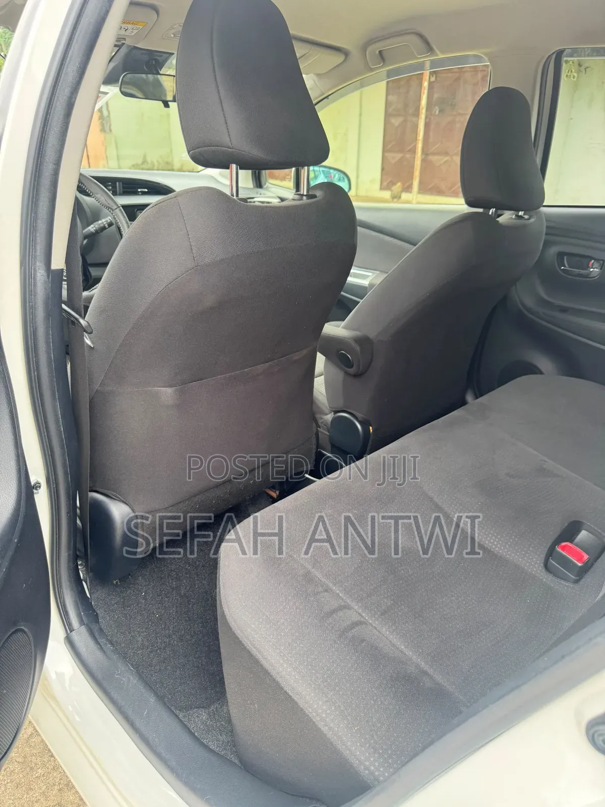 Toyota Vitz 2016 White