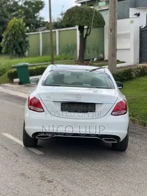 Mercedes-Benz C300 2017 White