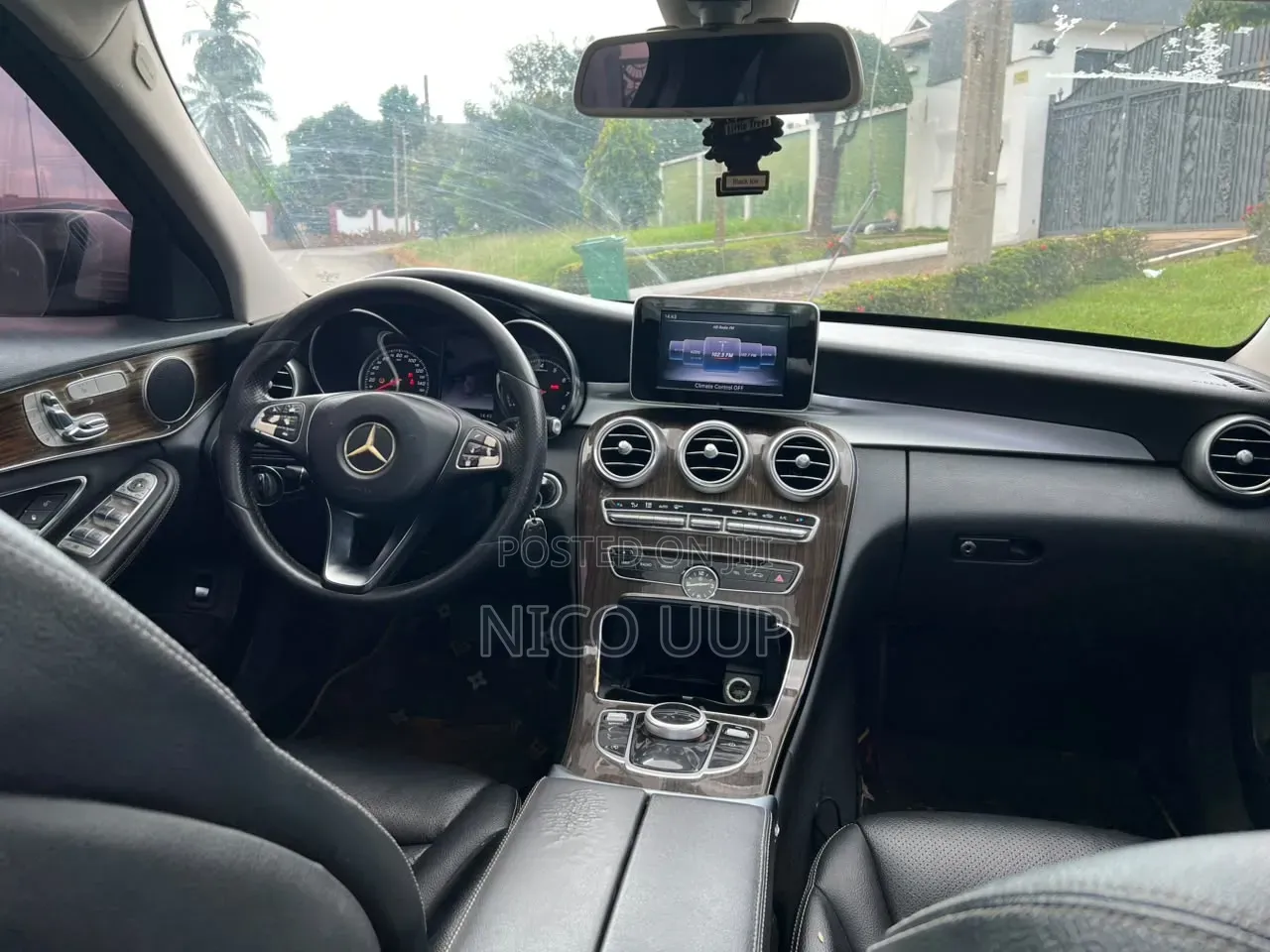 Mercedes-Benz C300 2017 White