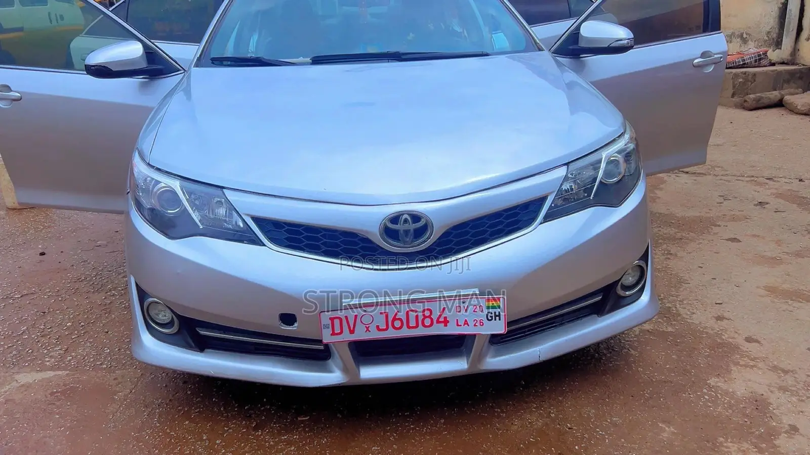 Toyota Camry 2014 Silver