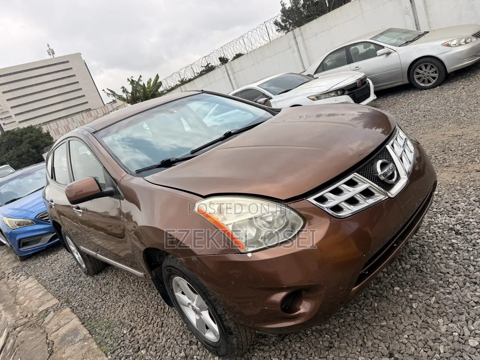 Nissan Rogue SV 2013 Brown