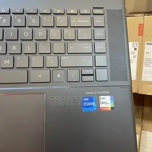 New Laptop HP Spectre 16GB Intel Core i7 SSD 1T