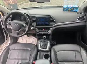 Hyundai Avante 2016 White