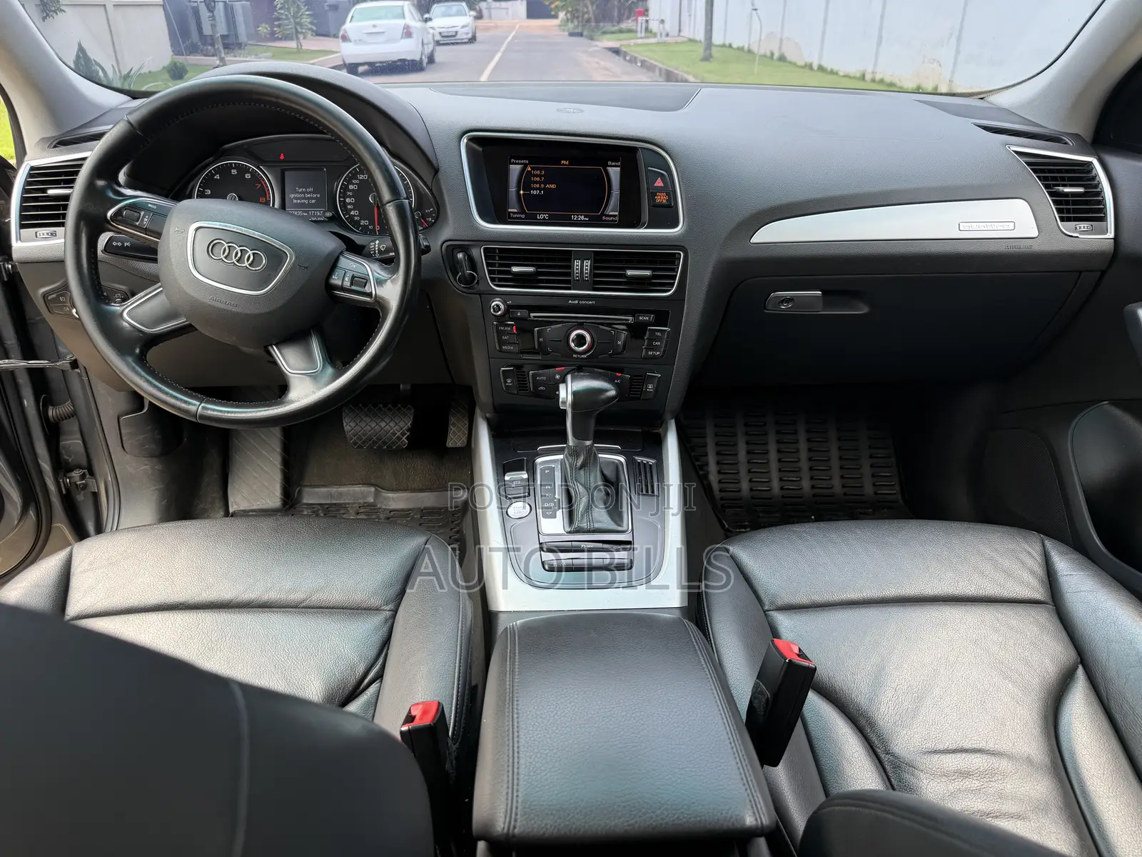 Audi Q5 2.0T Premium AWD quattro 2016 Gray
