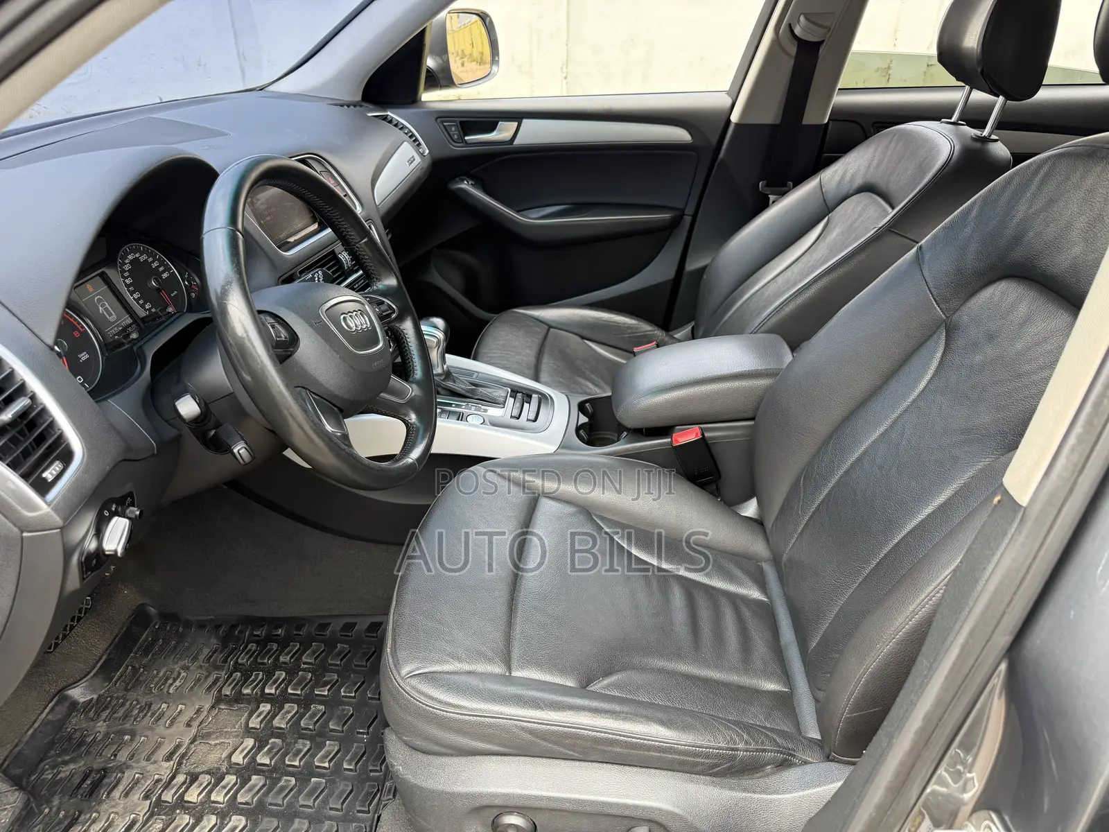 Audi Q5 2.0T Premium AWD quattro 2016 Gray