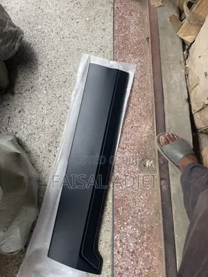 Honda CR-v 17 Door Moulding
