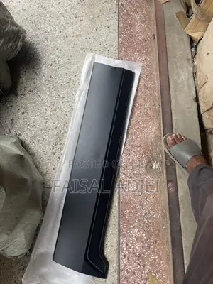 Honda CR-v 17 Door Moulding