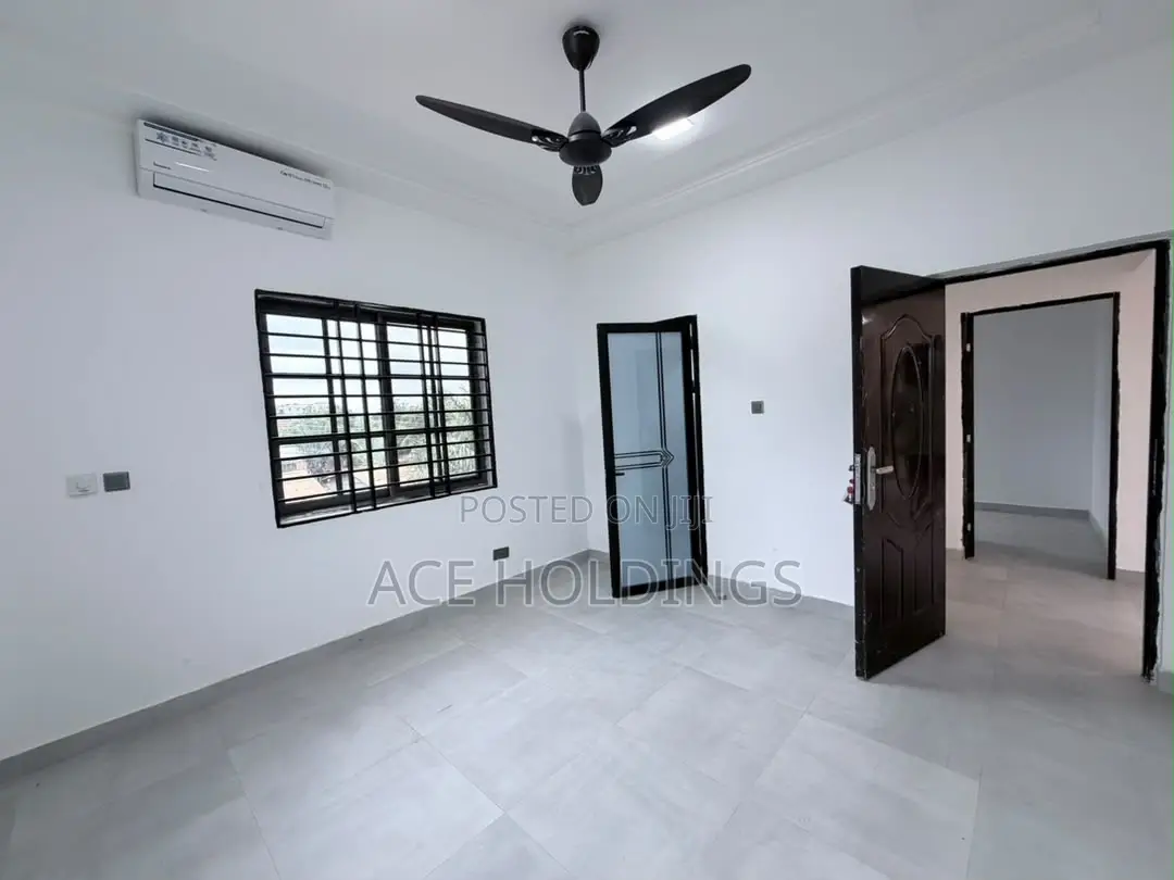 2bdrm Apartment in Ashaley Botwe for rent
