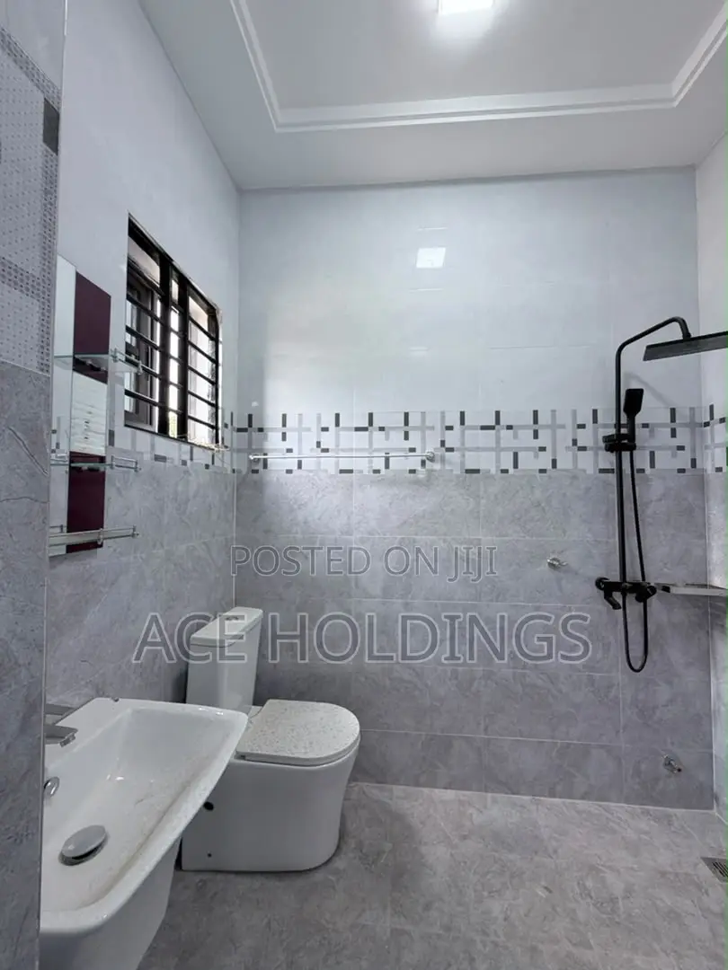 2bdrm Apartment in Ashaley Botwe for rent