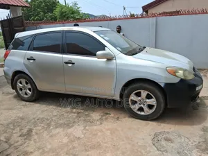 Toyota Matrix 2008 Pearl