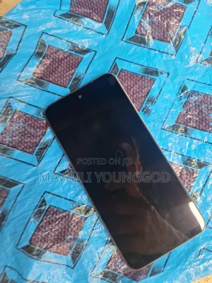 Tecno Spark 40 128 GB Silver