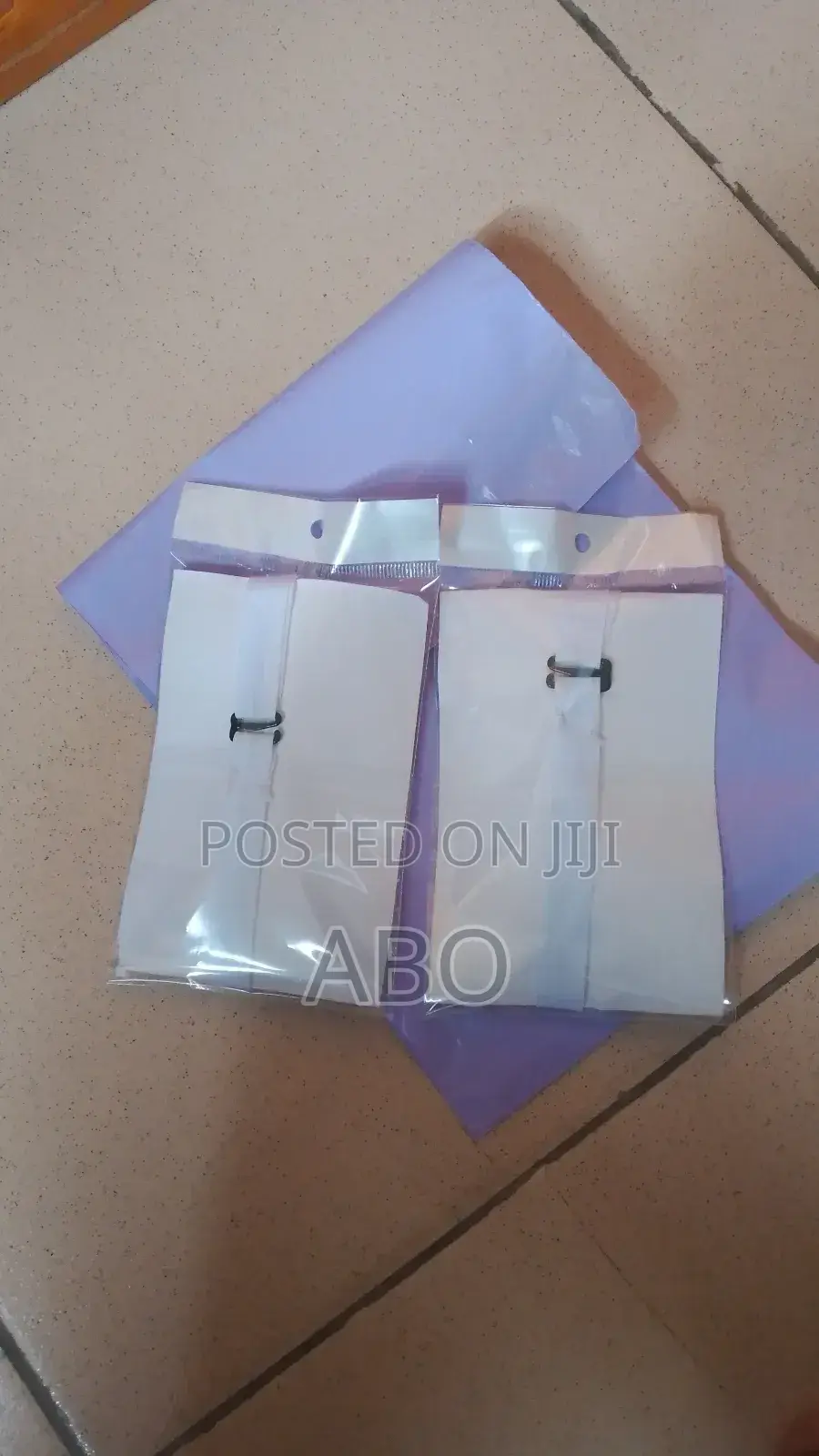 Bow Tie With Handkerchief - White