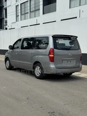 Hyundai Starex 2015 Grey