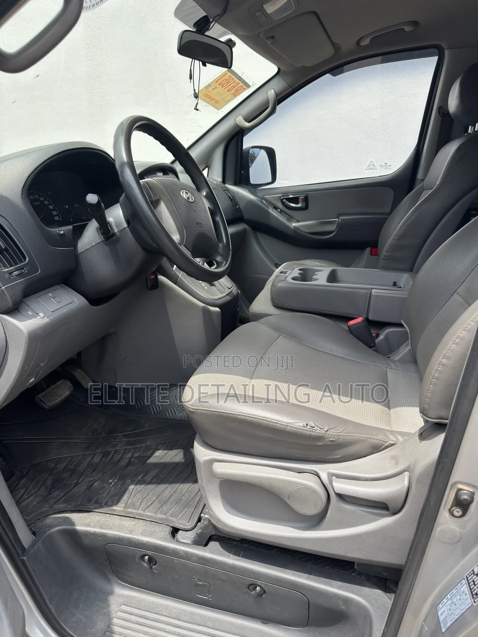 Hyundai Starex 2015 Grey