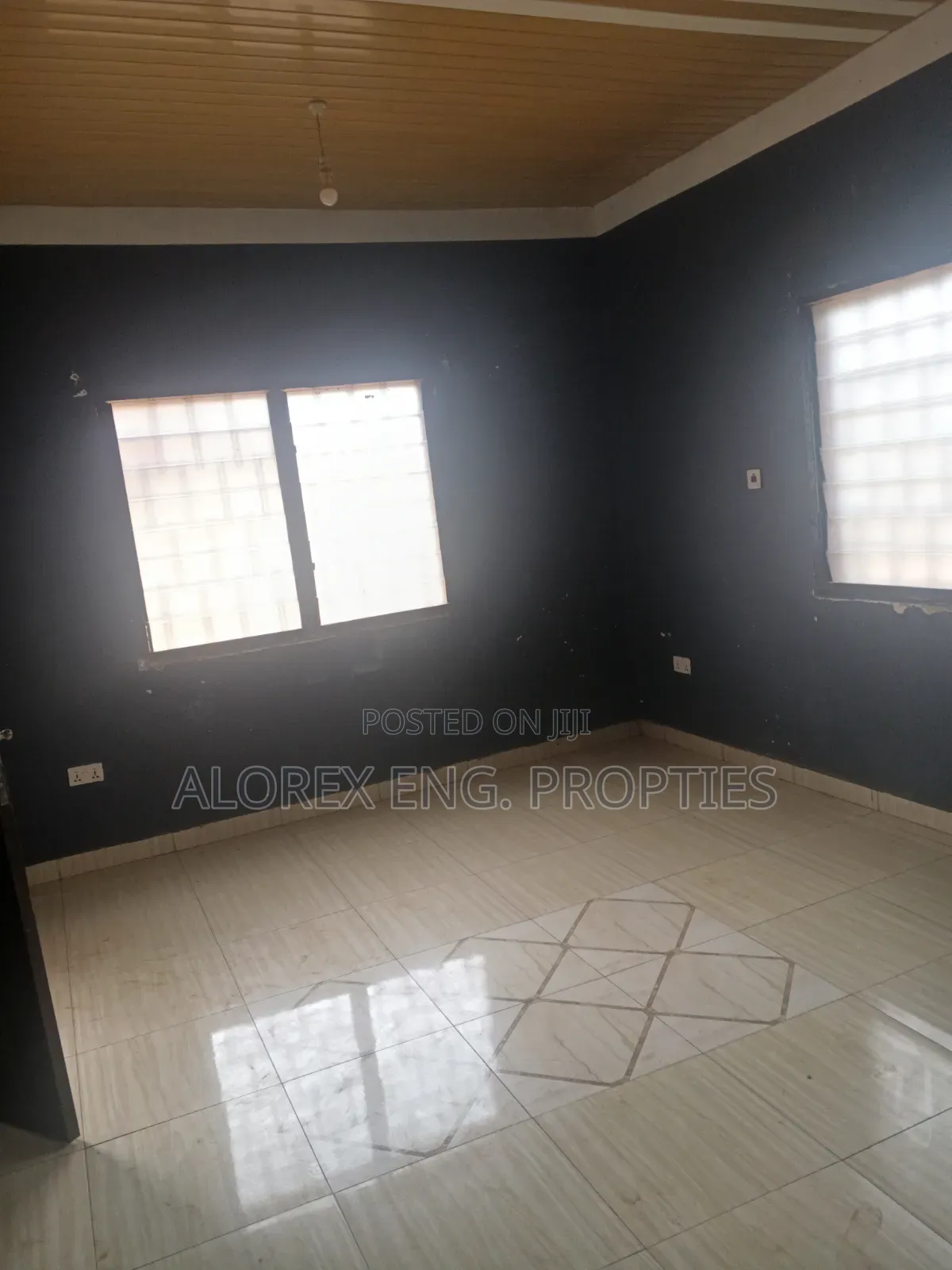 1bdrm Apartment in 2 Washrooms, Adenta, Frafraha for rent
