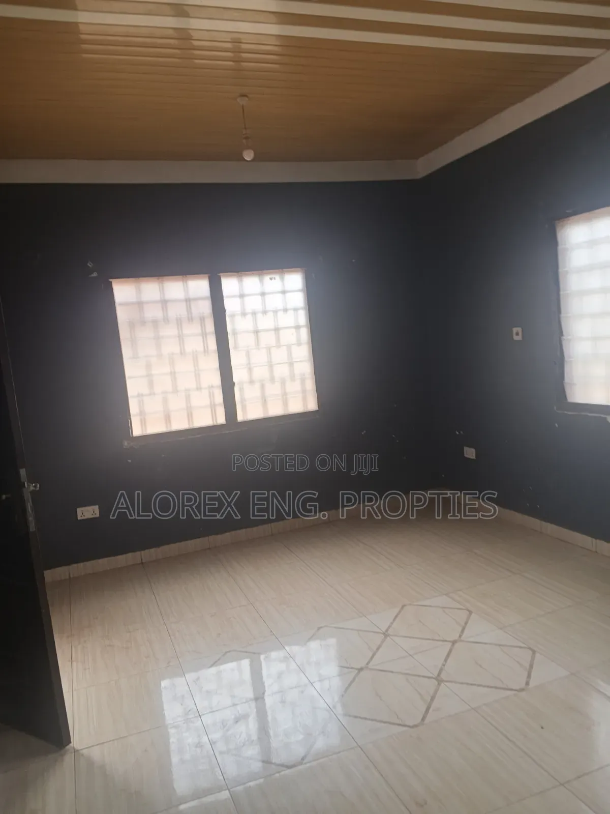 1bdrm Apartment in 2 Washrooms, Adenta, Frafraha for rent