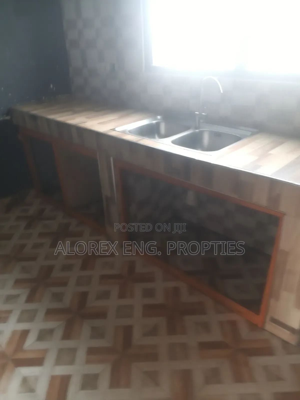 1bdrm Apartment in 2 Washrooms, Adenta, Frafraha for rent