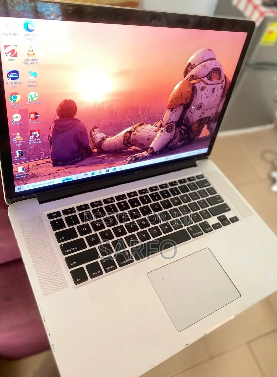 Laptop Apple MacBook Pro 2016 16GB Intel Core i7 SSD 512GB