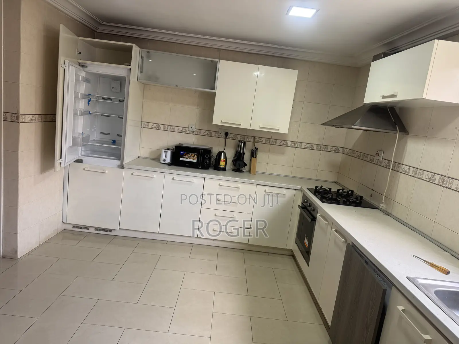 Furnished 3bdrm Townhouse / Terrace in East Legon for rent