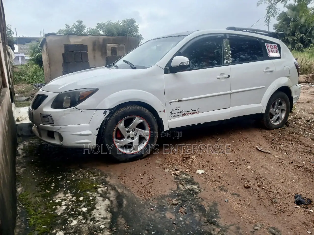 Pontiac Vibe 2010 White