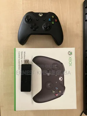 Xbox Wireless Adapter / Dongle With Original Xbox One Controller