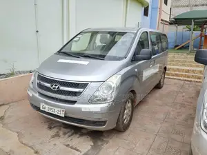 Hyundai Starex 2015 Silver