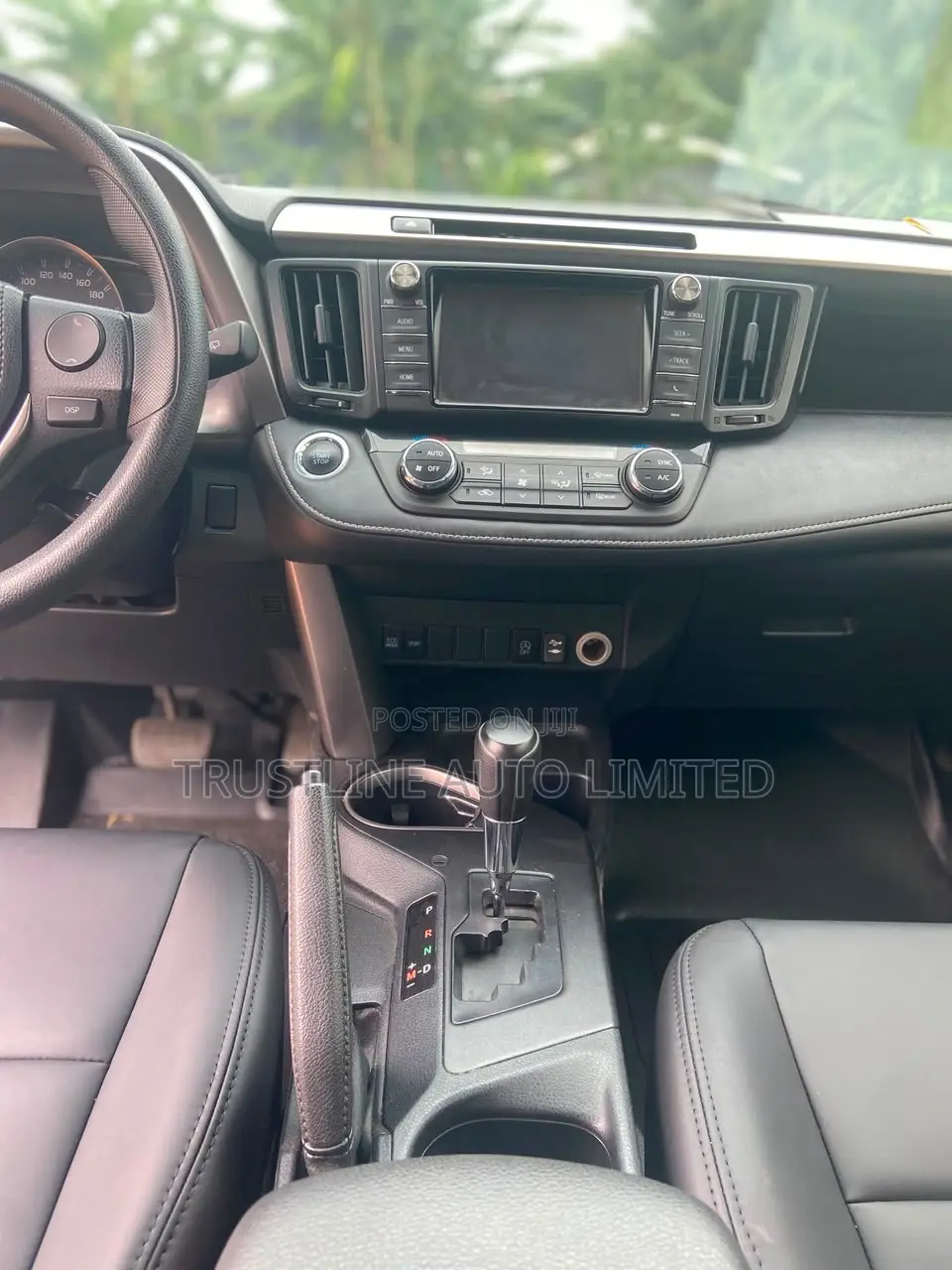 Toyota RAV4 XLE AWD 2019 Black