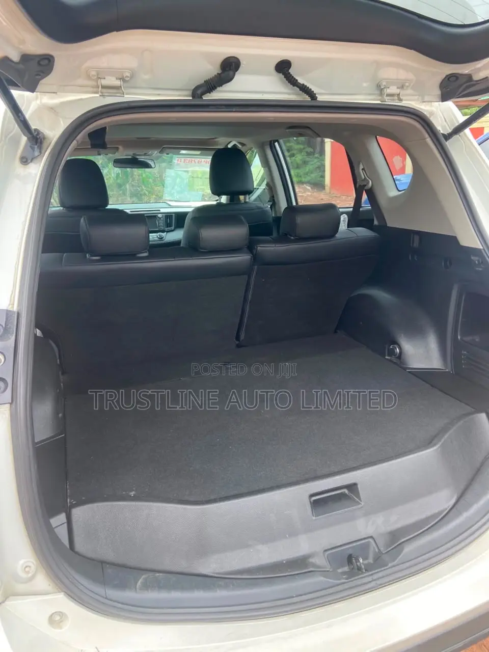 Toyota RAV4 XLE AWD 2019 Black