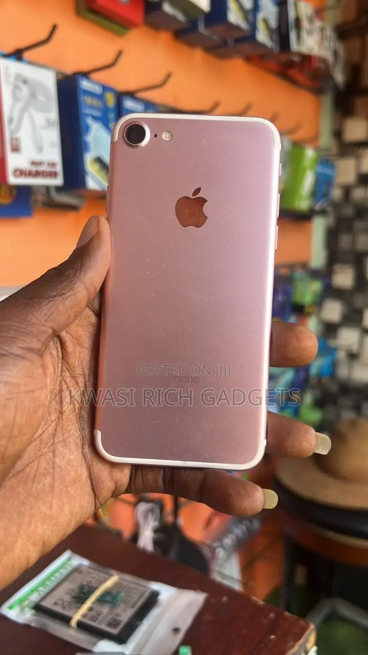 Apple iPhone 7 32 GB Rose Gold